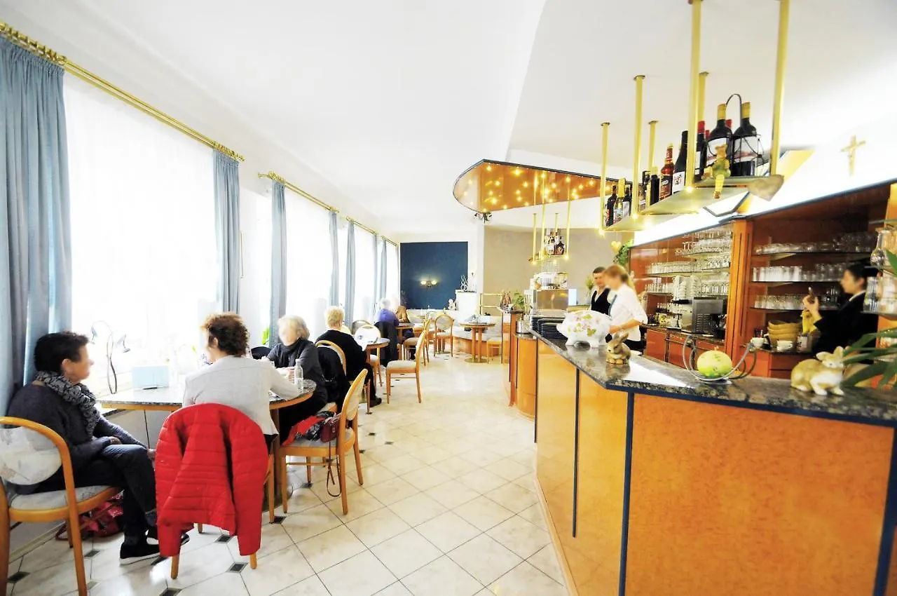 Hotel Cafe am Donautor Kelheim Gasthof