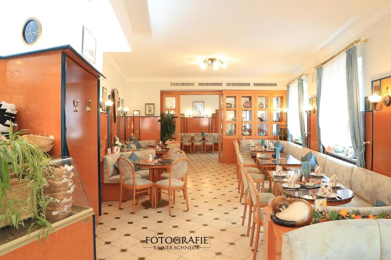 Hotel Cafe am Donautor Kelheim 0*,  Deutschland